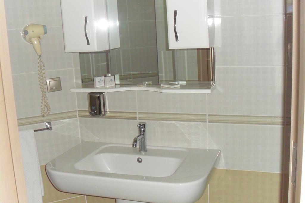 Asmin Otel